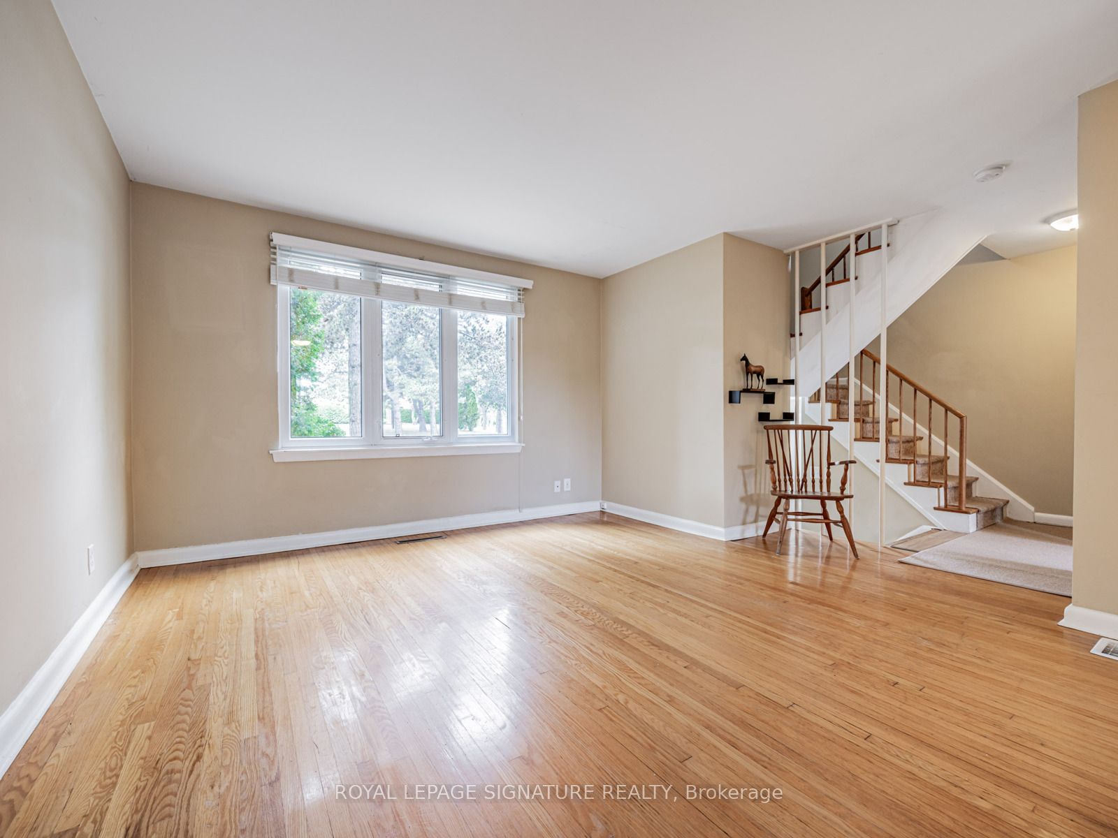 Additional image 3 of 4 Burdock Lane, Toronto, ON, M3C 2G5