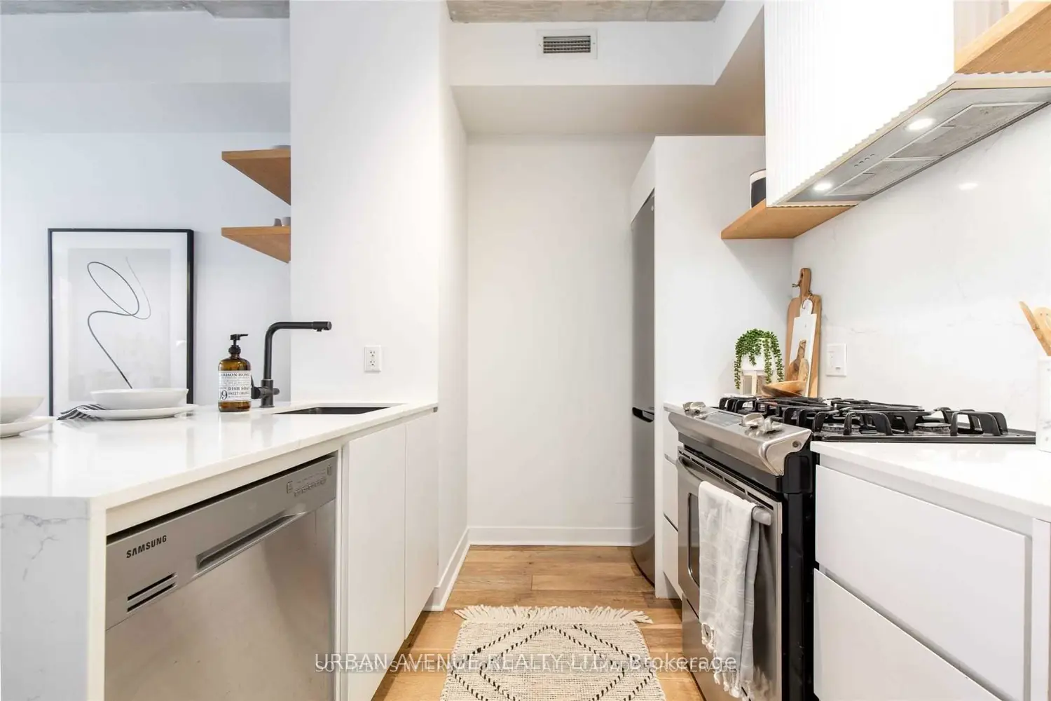 Additional image 6 of 127 Queen Street 207