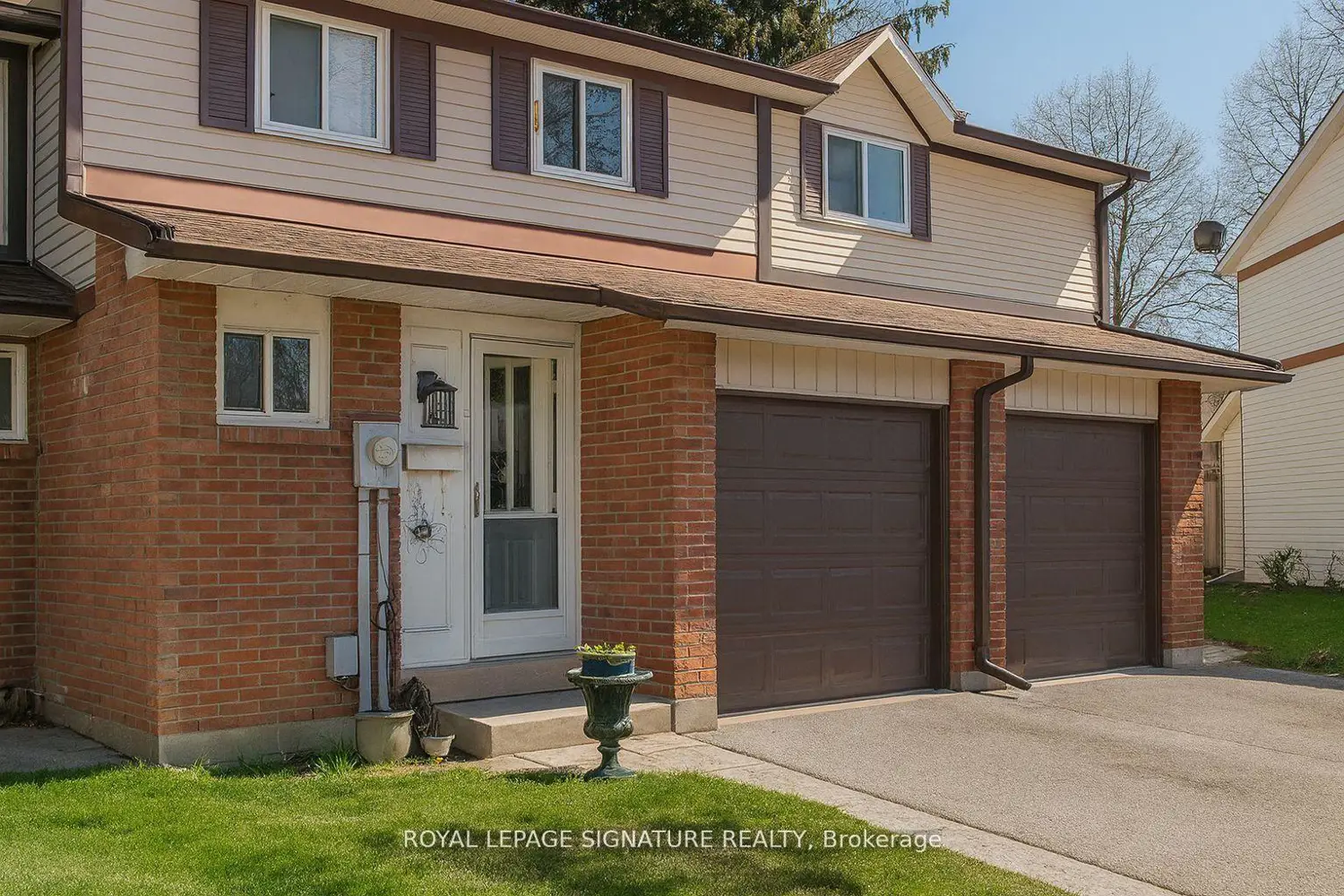 44 Parker Crescent