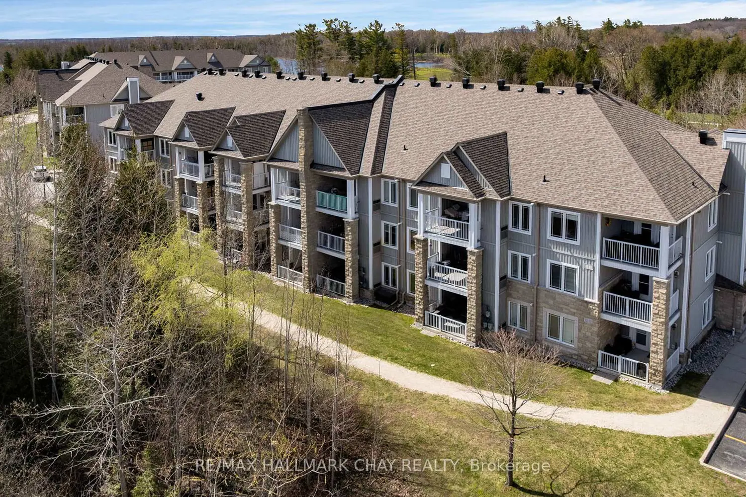 Additional image 18 of 40 Mulligan Lane 307