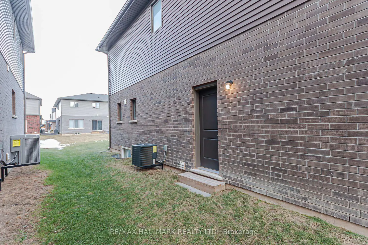 Additional image 16 of 89 Acacia Road