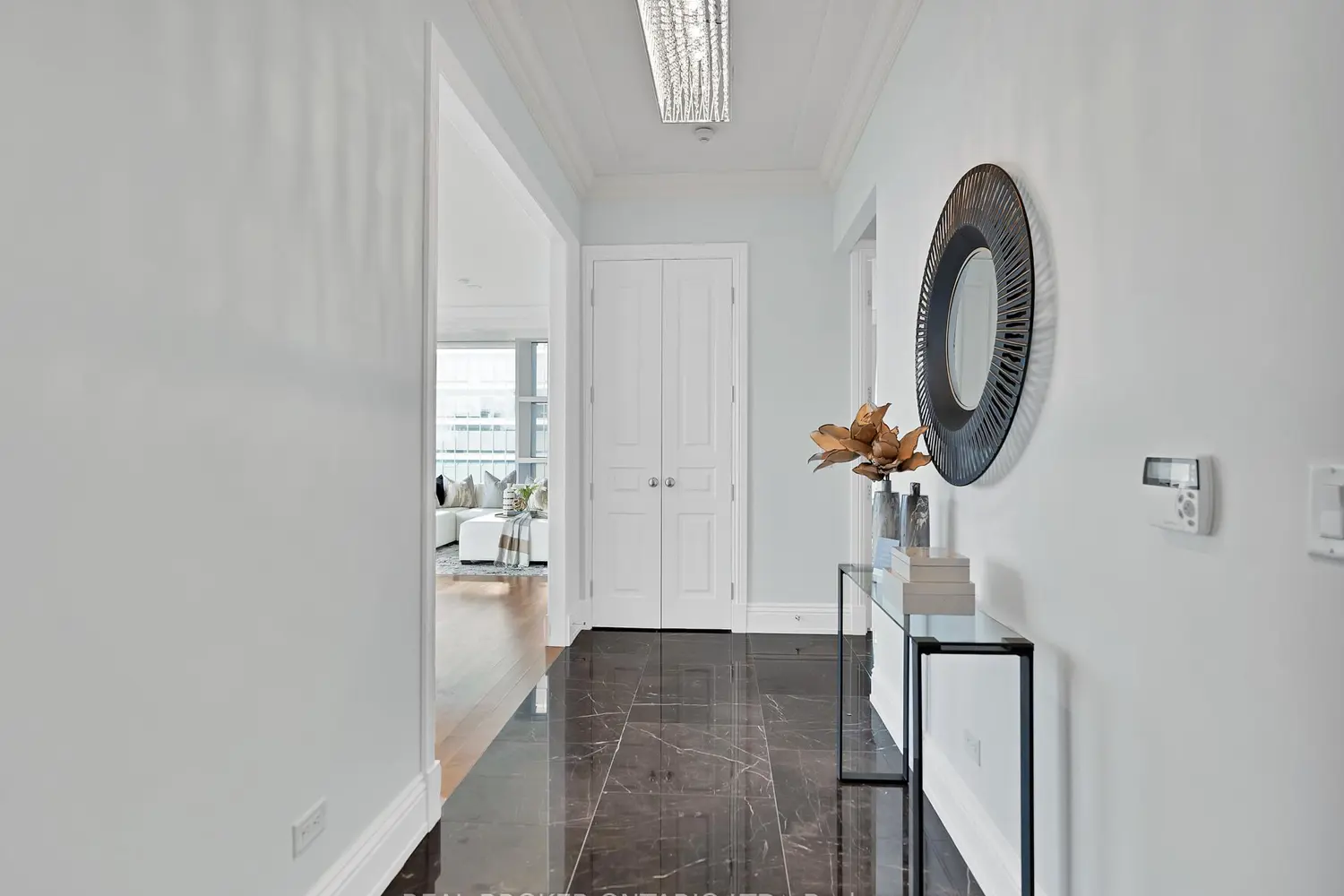 183 Wellington Street 3803