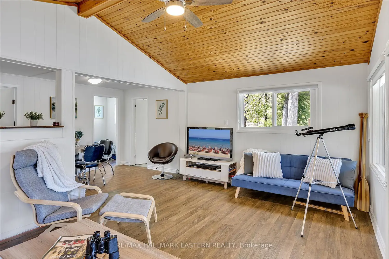 1810 Hull Road photo 4
