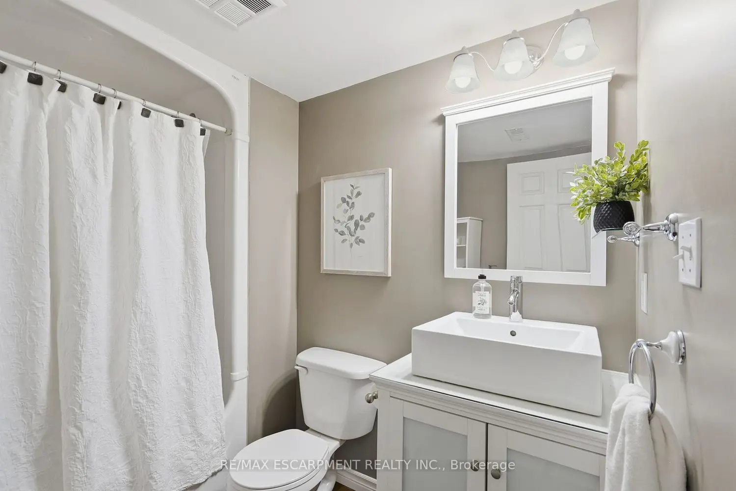 Additional image 11 of 4015 Kilmer Drive 308