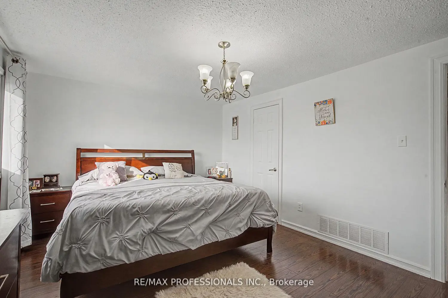 Additional image 14 of 180 Royal Salisbury Way