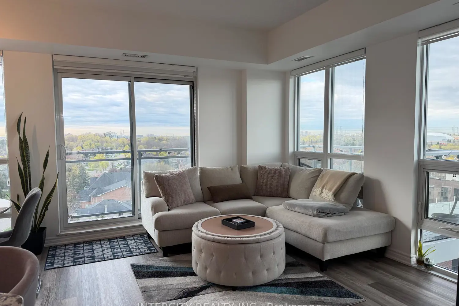 Additional image 12 of 7730 Kipling Avenue 802