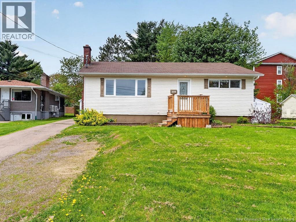 242 Broadway Street, Moncton, NB, E1A3Y6