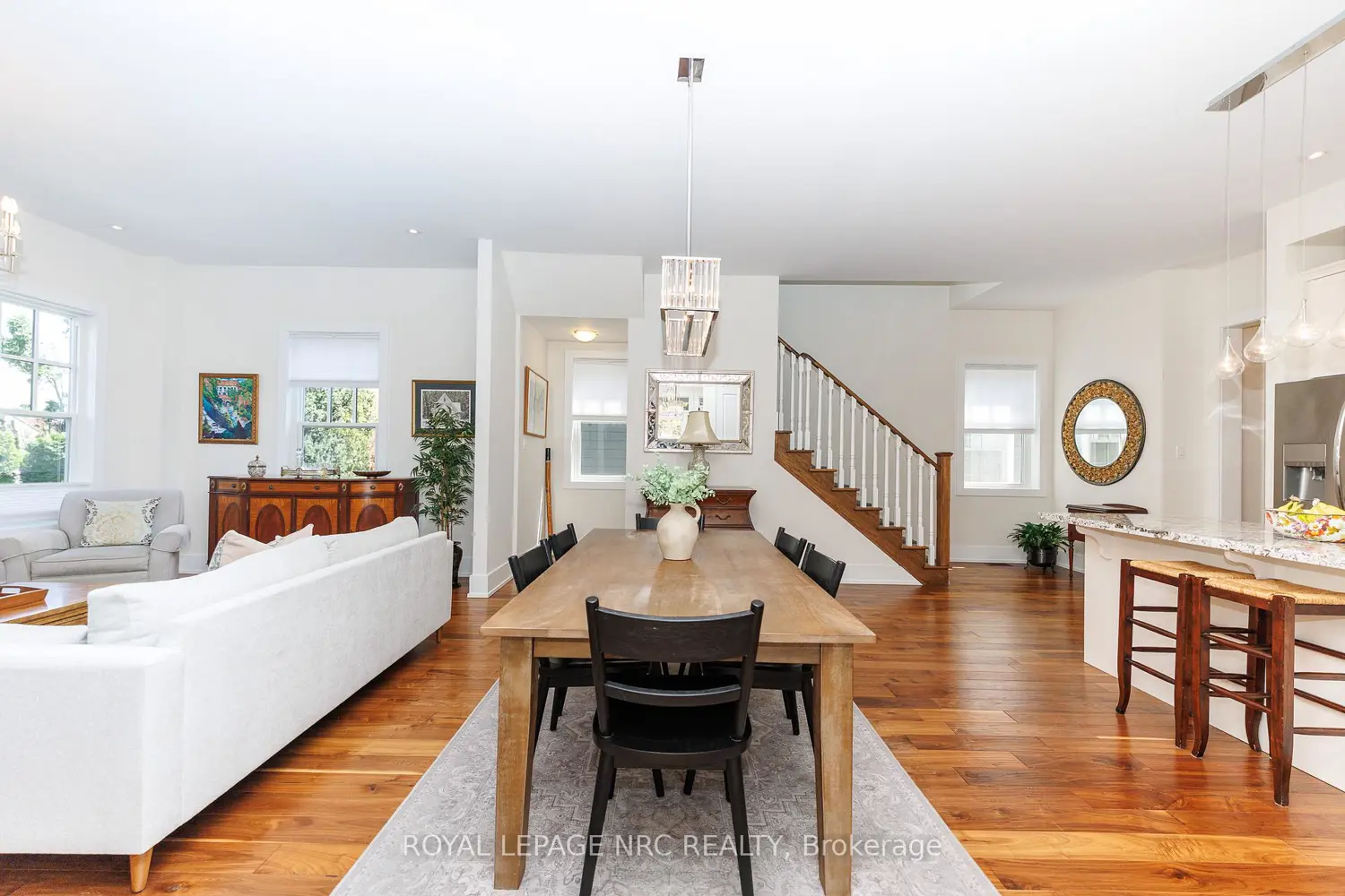 97 Brock Street photo 4