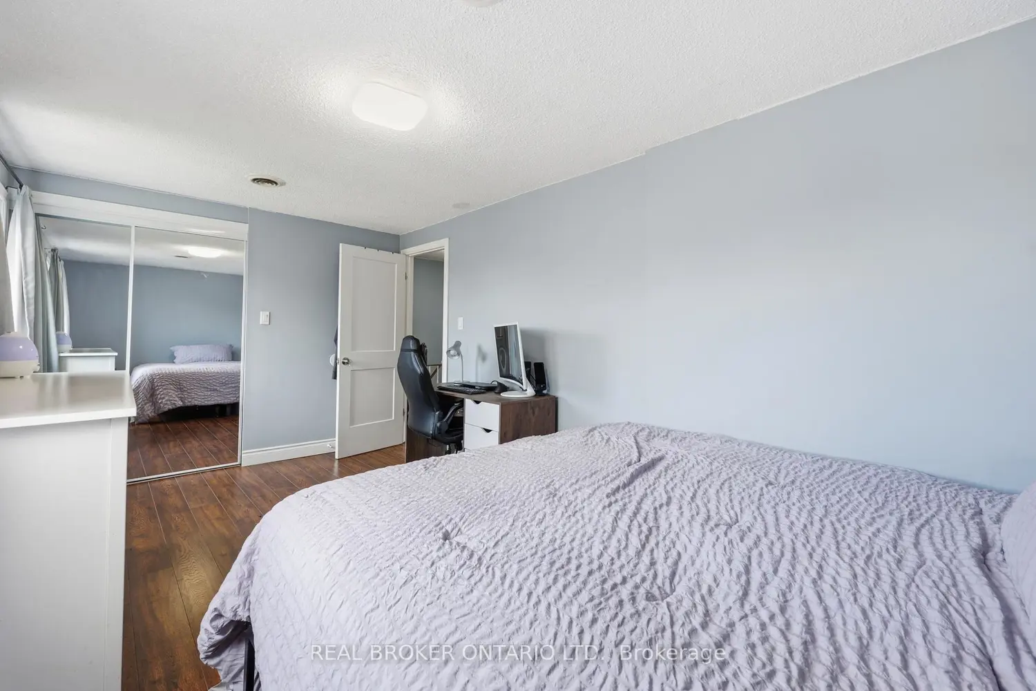Additional image 10 of 262 Kenora Avenue 29