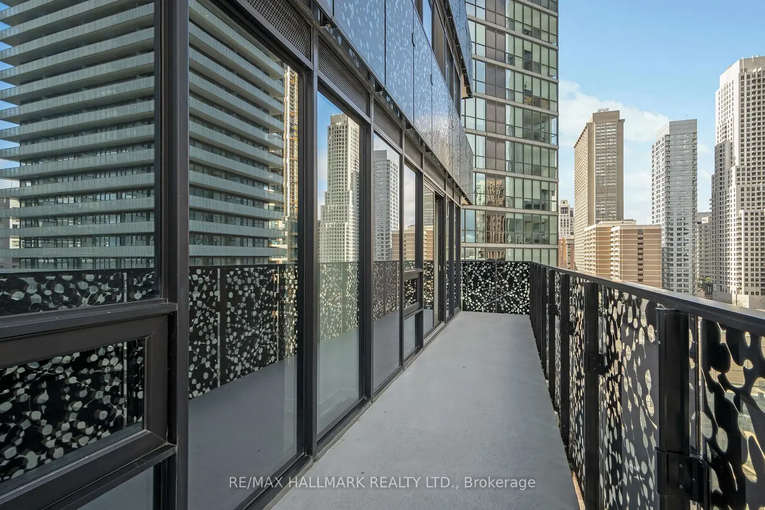 Additional image 15 of 55 Charles Street 1310