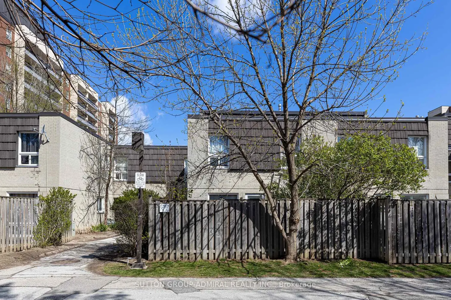 21 Four Winds Drive 11