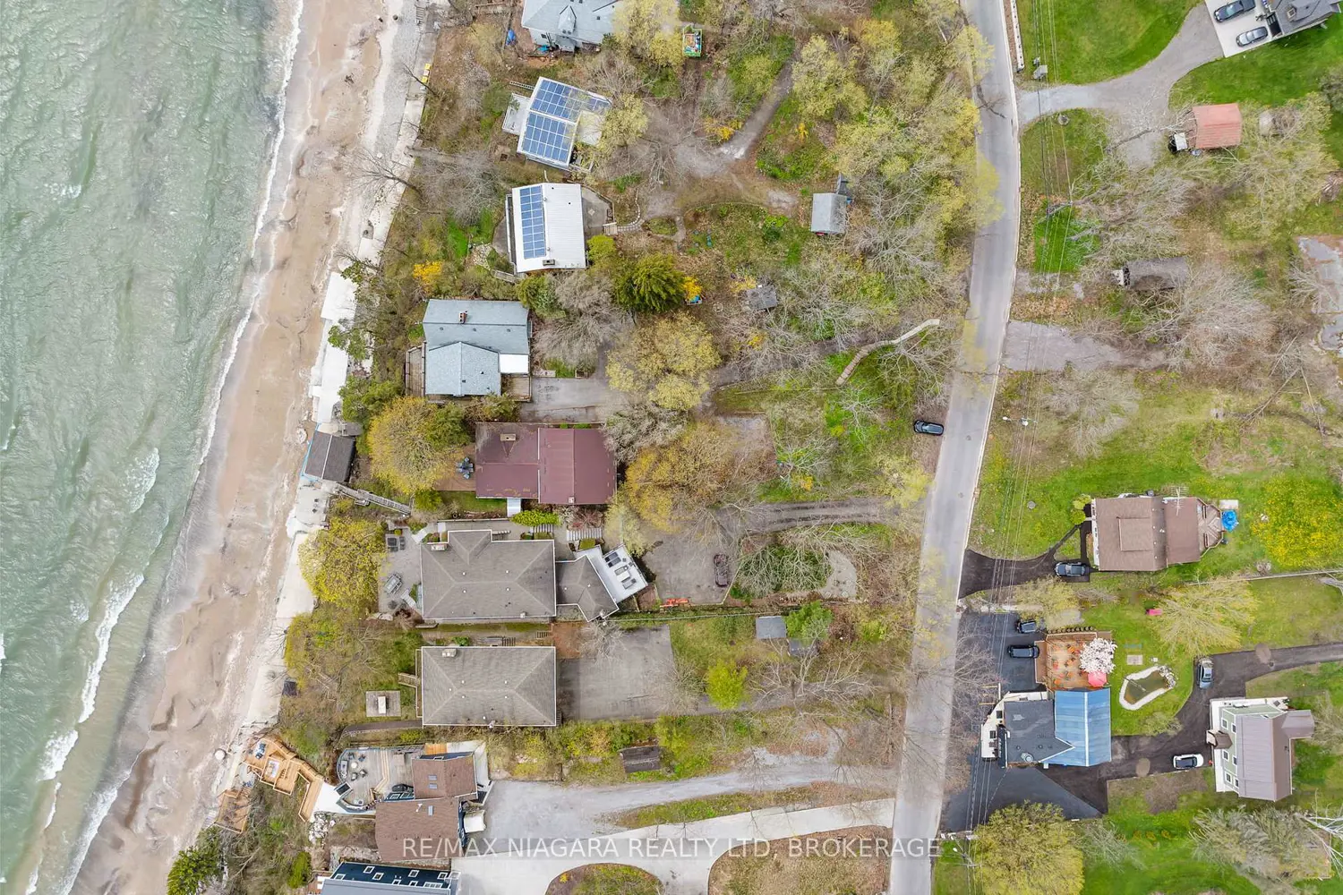 Additional image 15 of 10419 Lakeshore Road