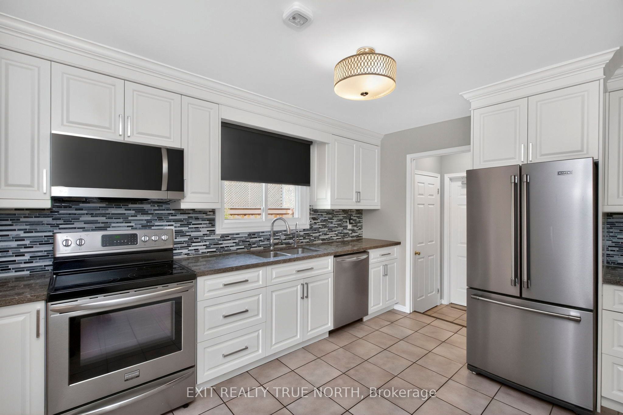 Additional image 5 of 64 Gosney Crescent, Barrie, ON, L4N 6T7