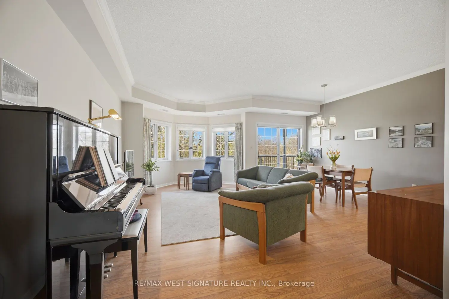 Additional image 16 of 75 Treelawn Boulevard 102