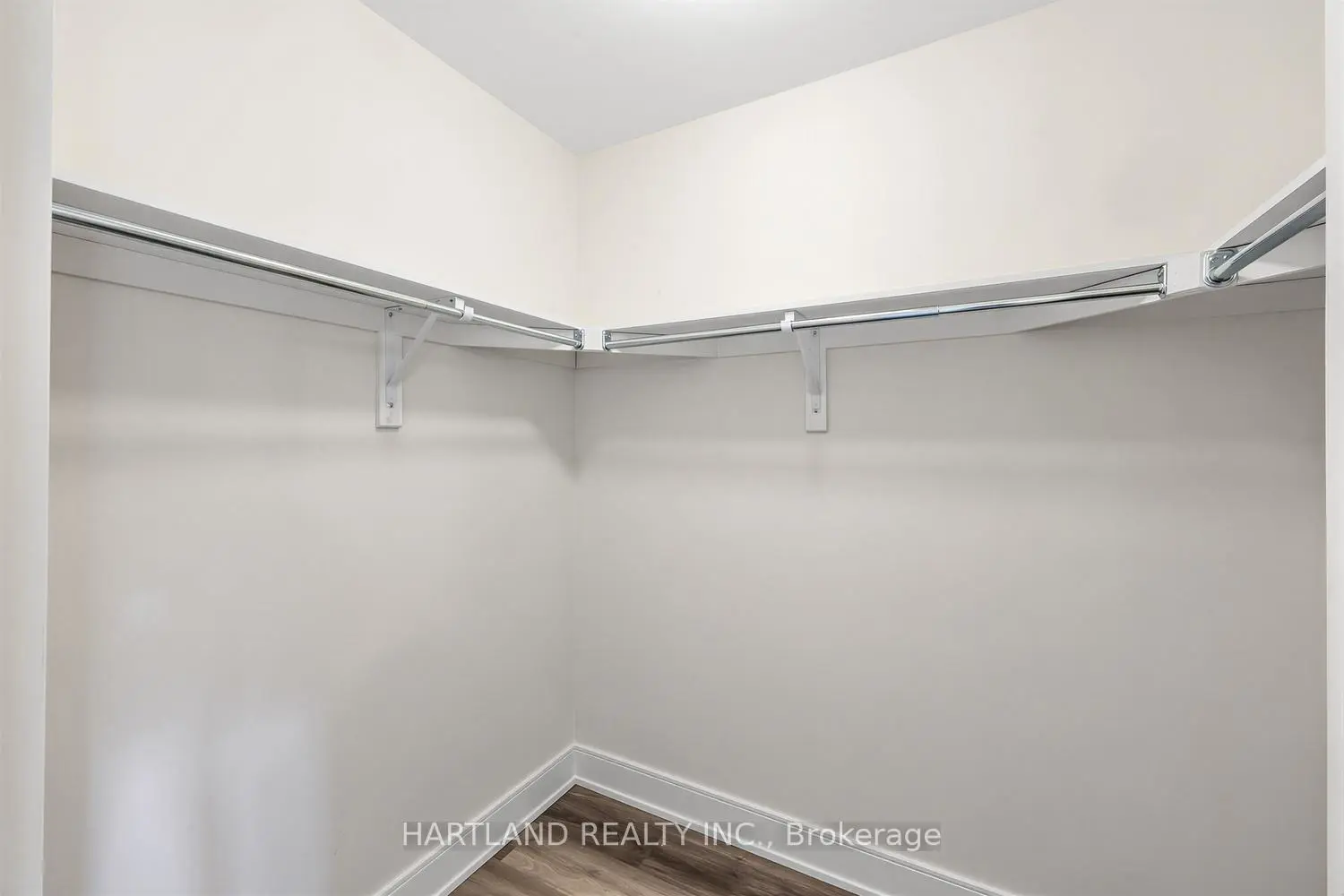 Additional image 15 of 1695 Dersan Street 505