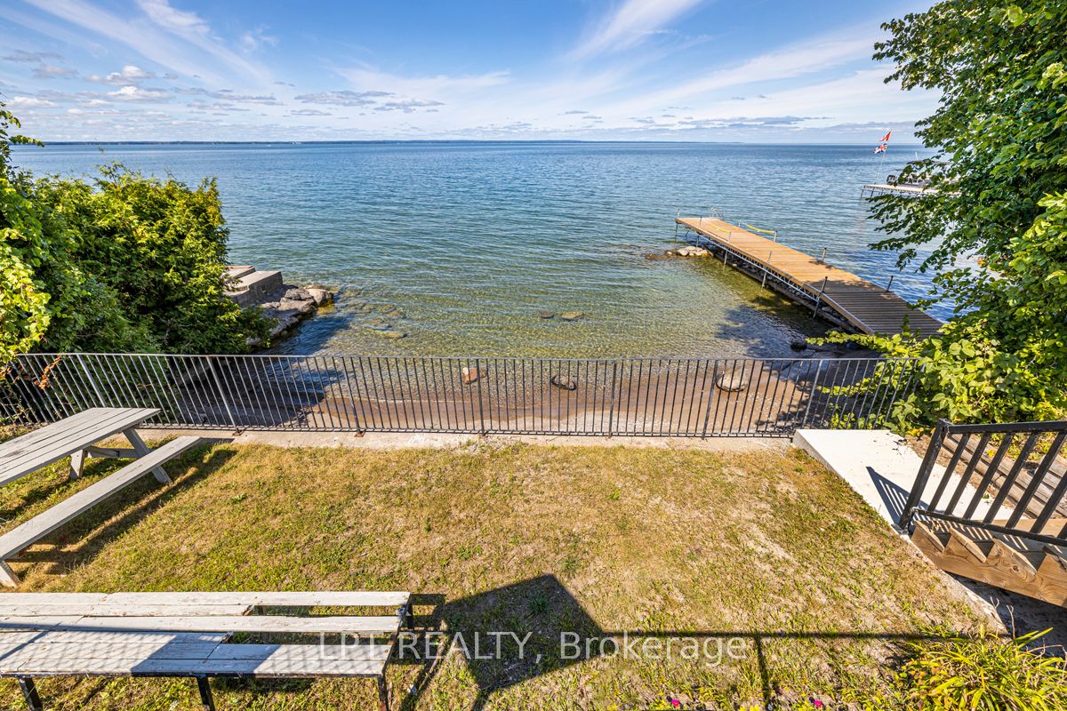 808 Montsell Avenue, Georgina, ON, L0E 1S0