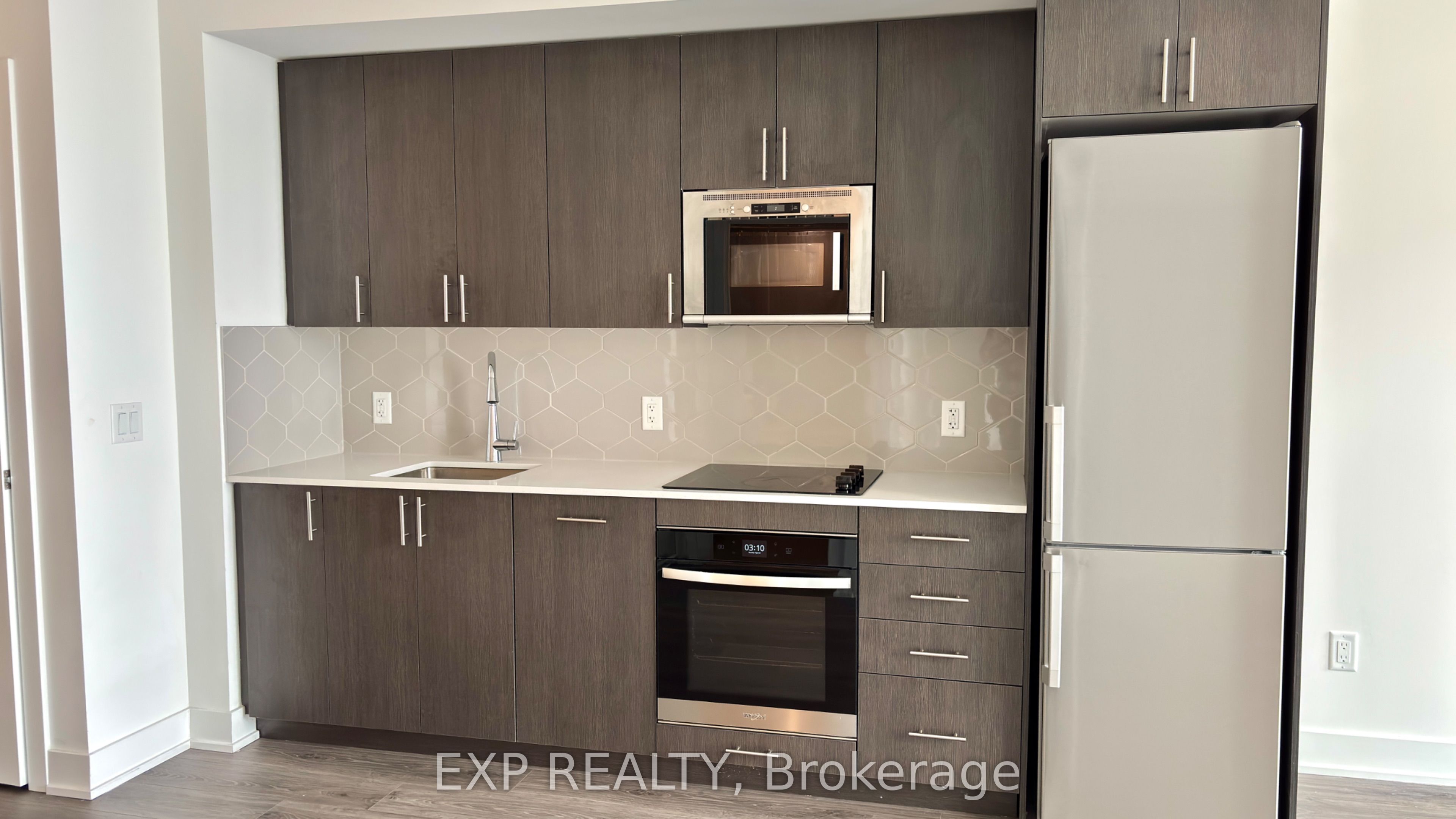 Additional image 3 of 921-2545 Simcoe Street N, Oshawa, ON, L1L 0W3