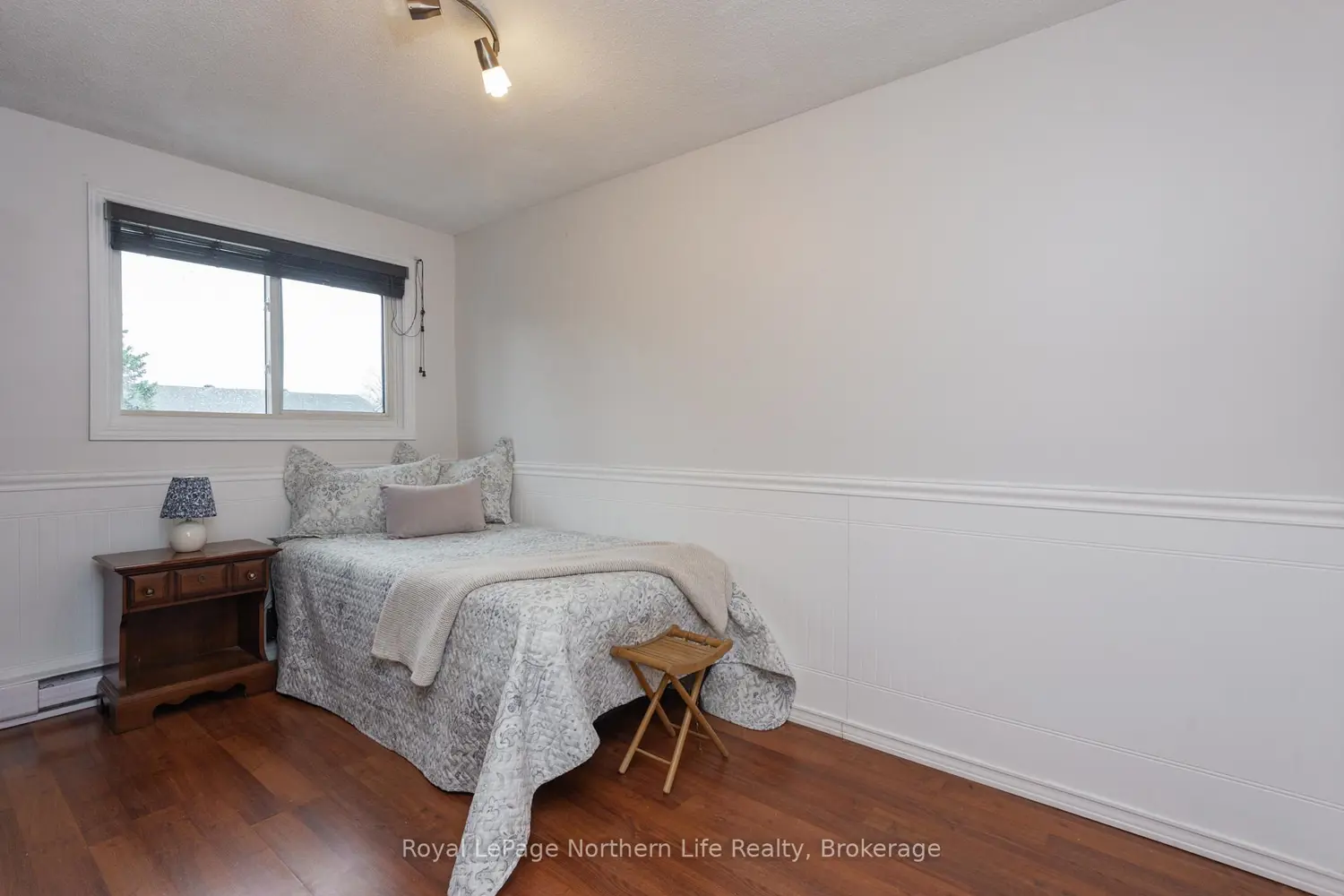 Additional image 11 of 644 Lakeshore Drive 28