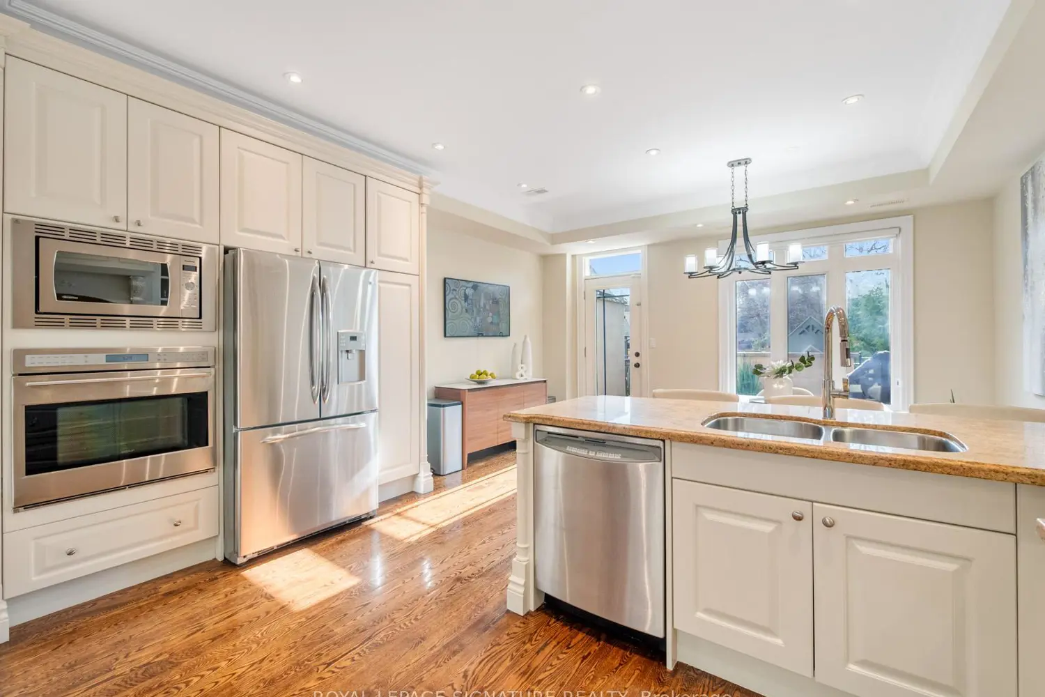 Additional image 7 of 3002 Bayview Avenue
