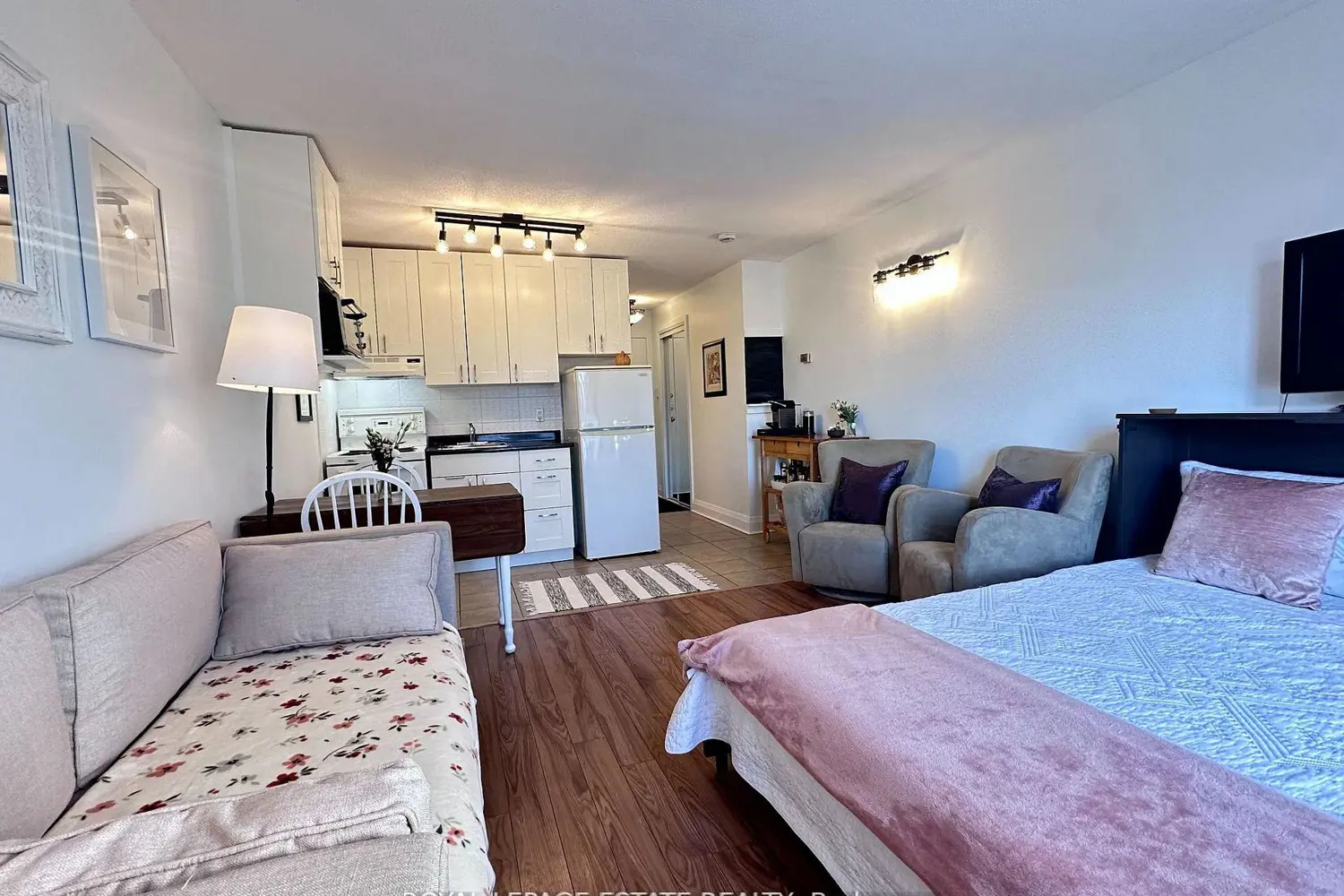 Additional image 14 of 123 Woodbine Avenue 309