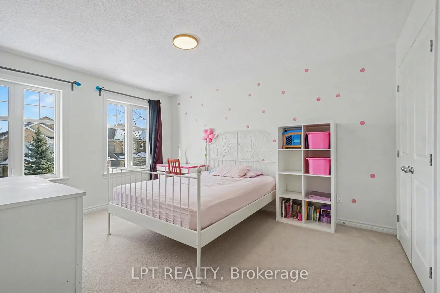 269 Gracewood Crescent photo 5