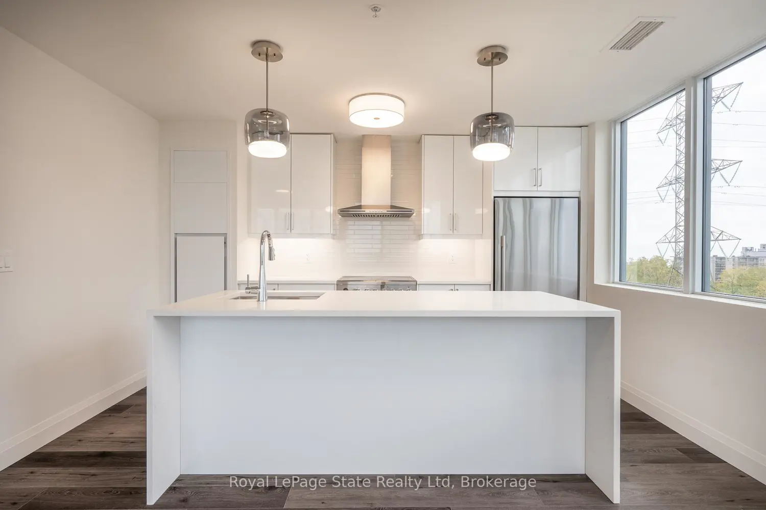 Additional image 9 of 500 Brock Avenue 808