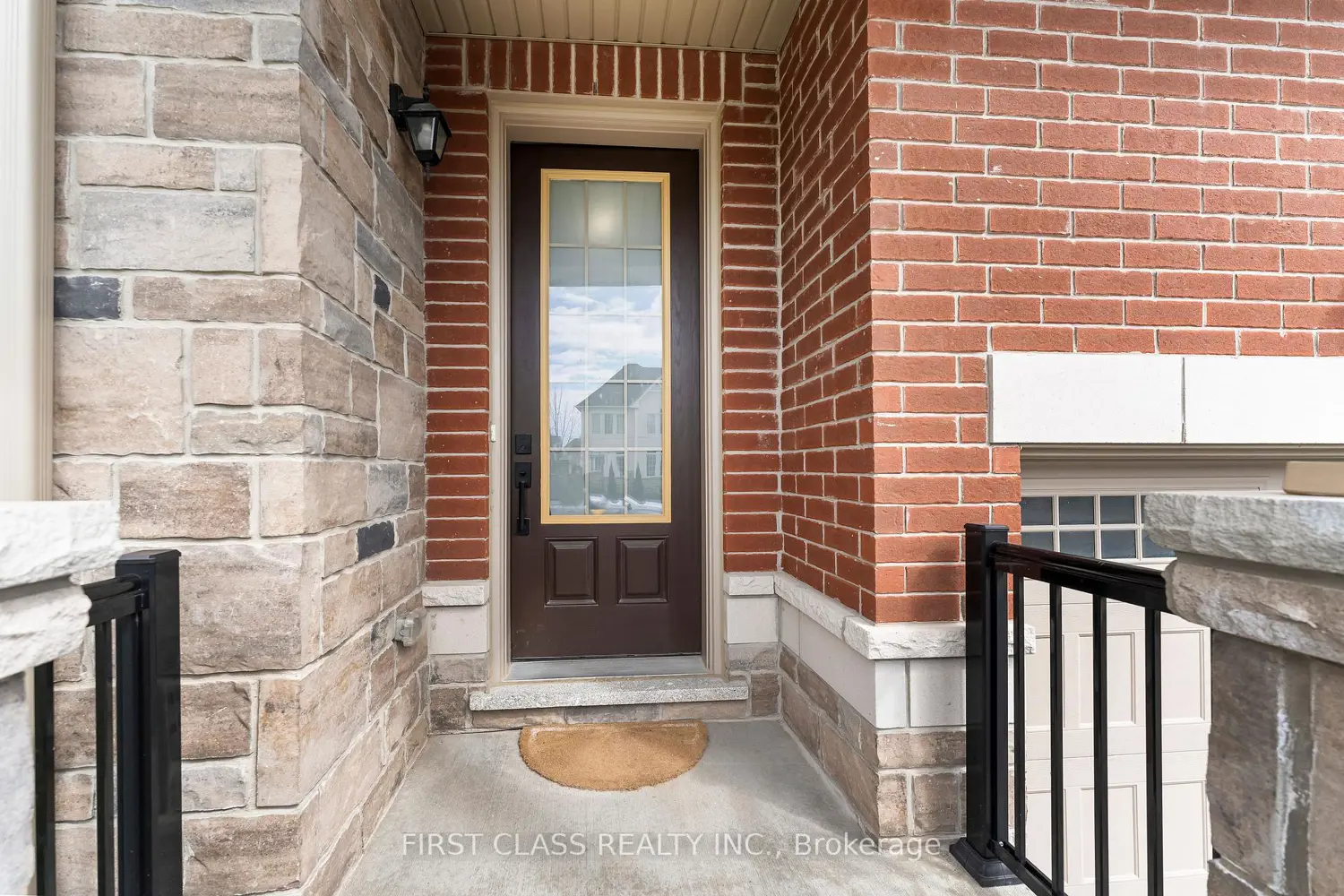 92 Grady Drive photo 3