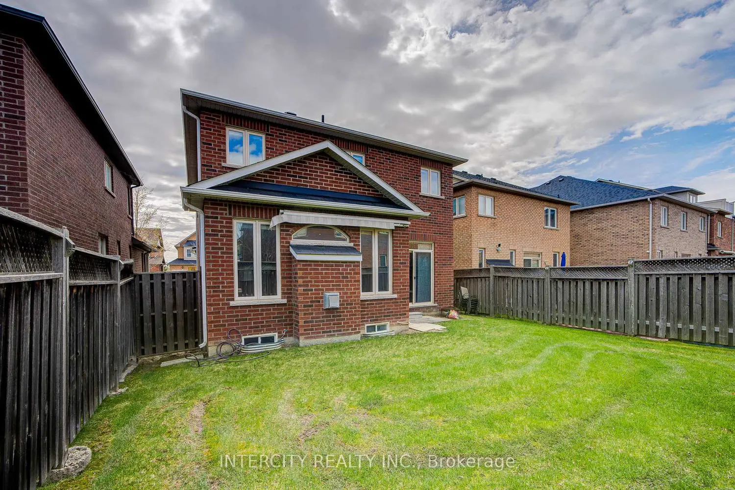 Additional image 18 of 86 Princess Diana Drive