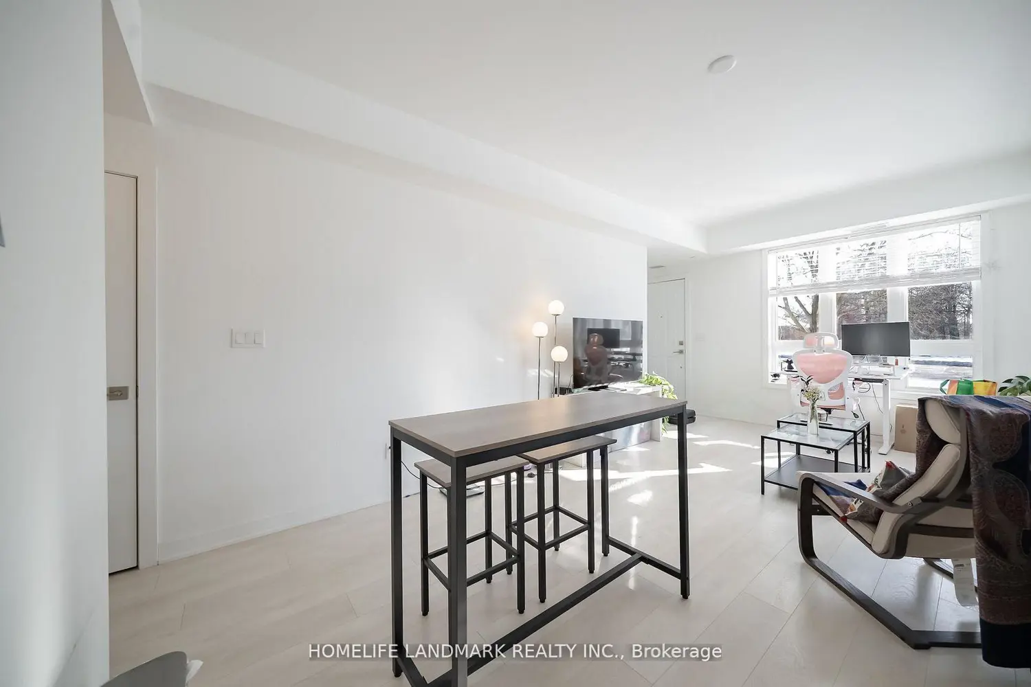Additional image 8 of 4015 Hickory Drive #2