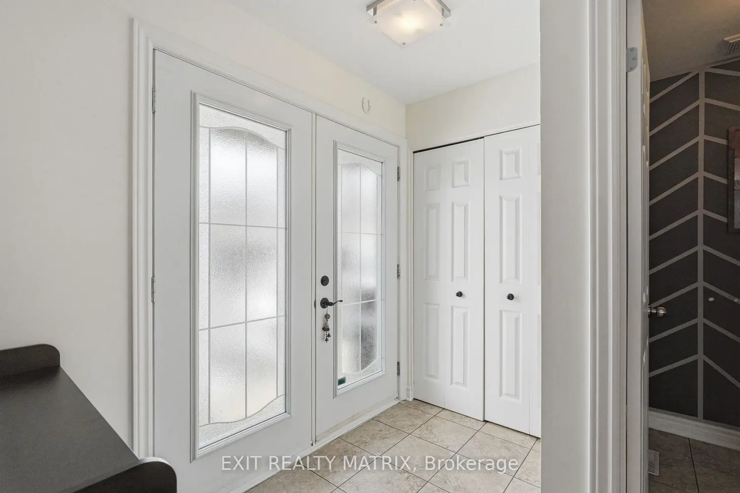 388 Quartz Avenue photo 3