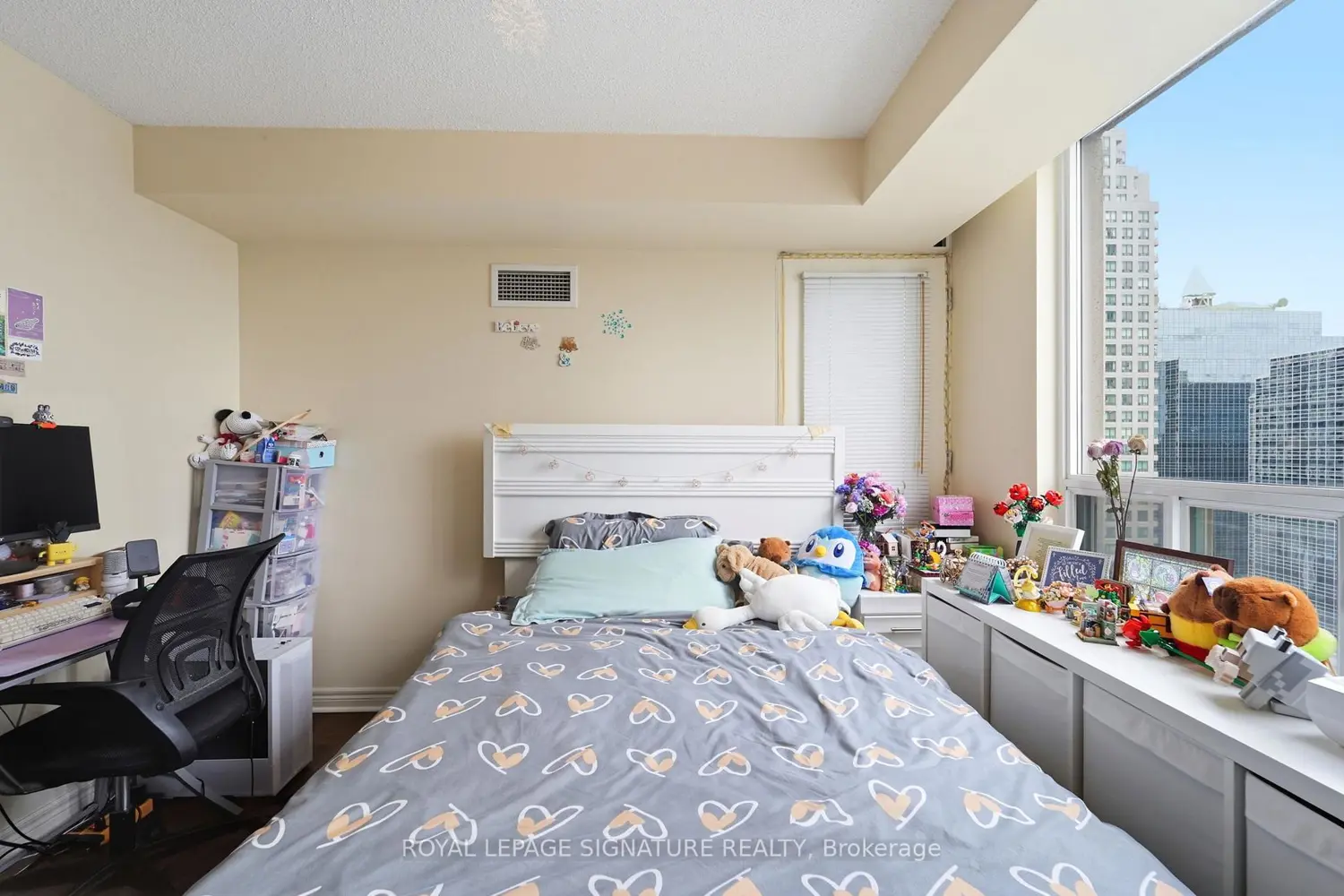 Additional image 15 of 28 Empress Avenue 2302