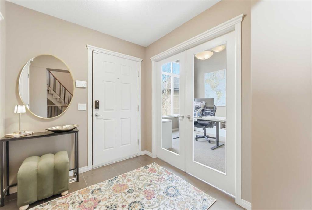 Additional image 3 of 39 Evercreek Bluffs Road SW, Calgary, AB, T2Y 4P3