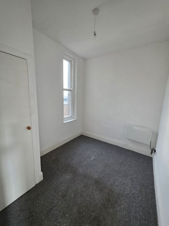 Additional image 8 of 1 bed flat to rentVaughan Street, Llandudno LL30