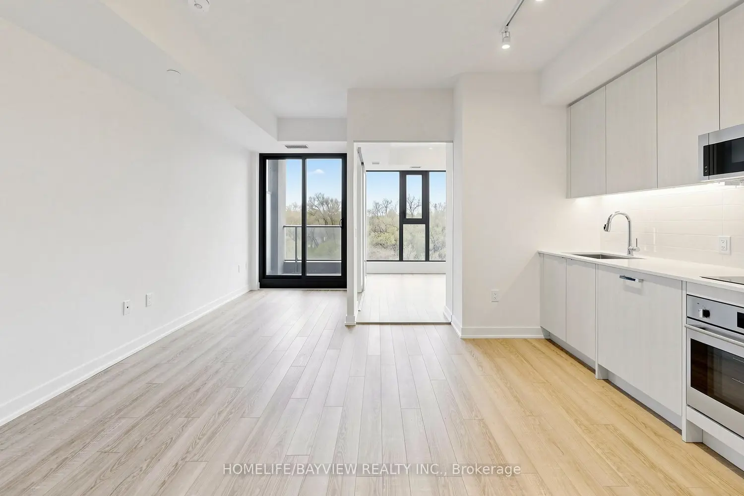 Additional image 12 of 250 Lawrence Avenue 605