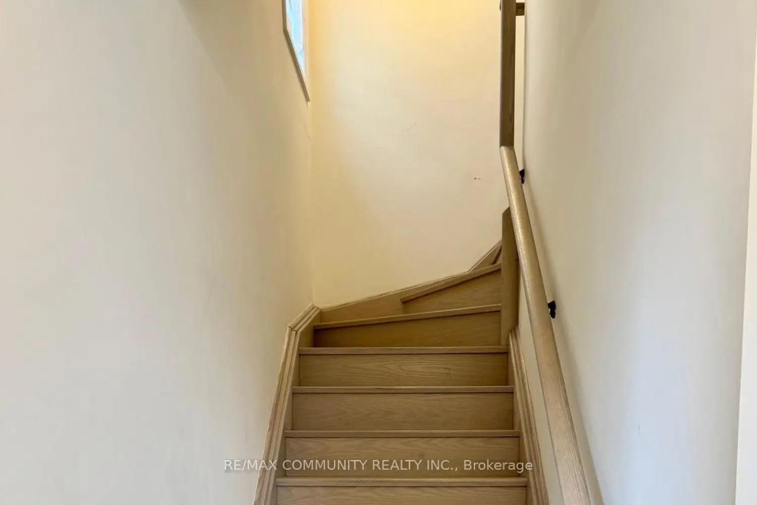 Additional image 7 of 245 Mclevin Avenue 23