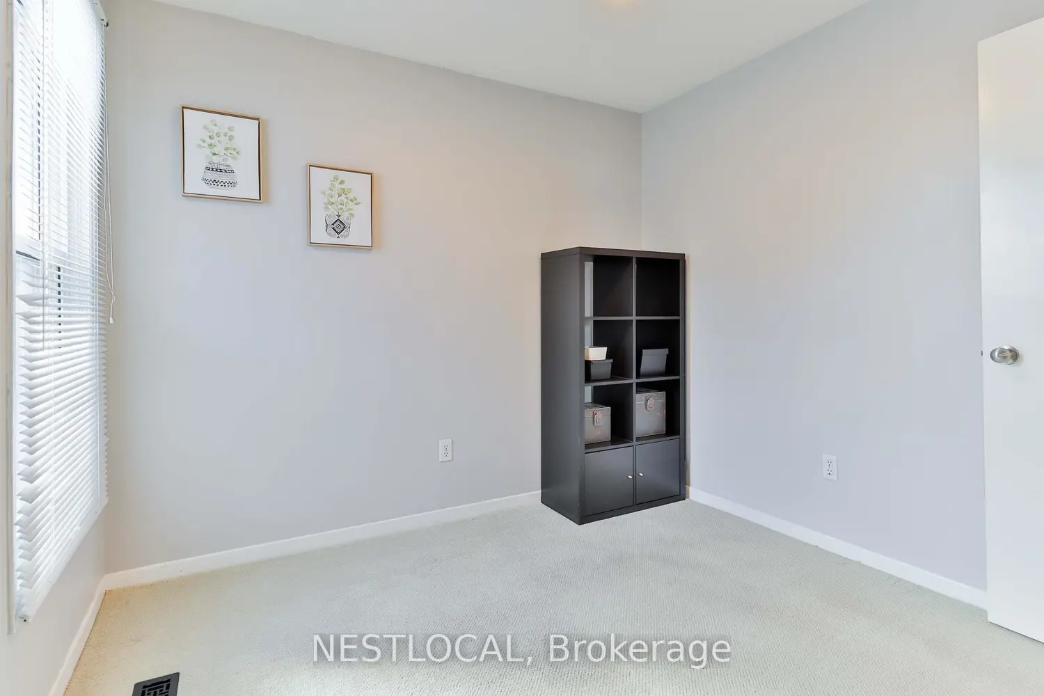 Additional image 11 of 1286 Landfair Crescent
