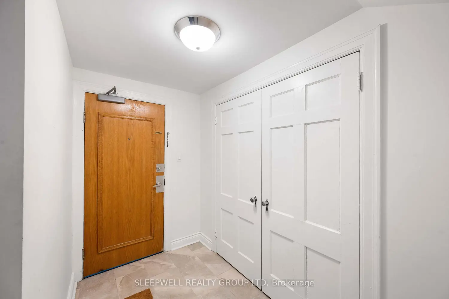 180 Augusta Street 1A photo 4