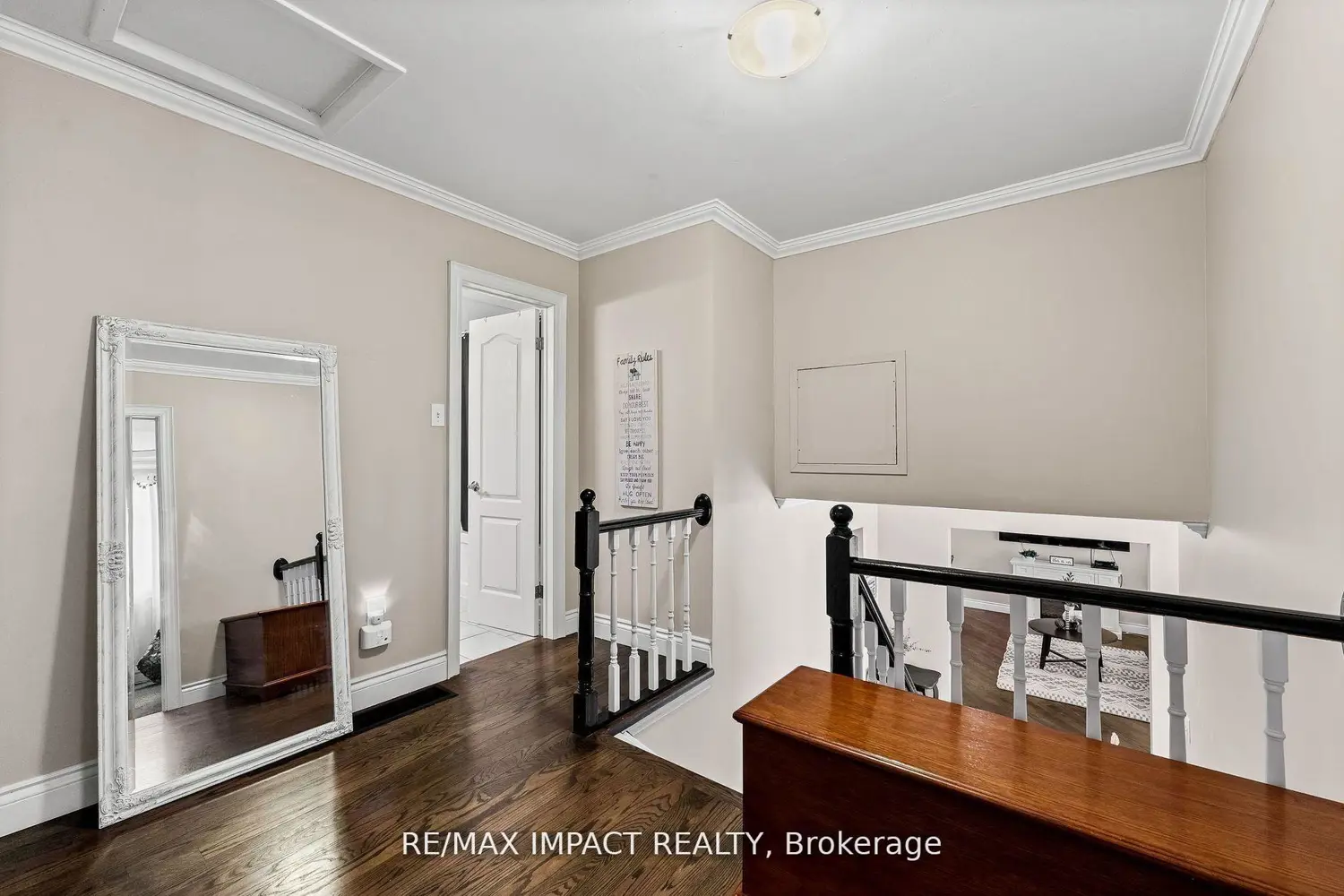 Additional image 11 of 1158 Weller Street