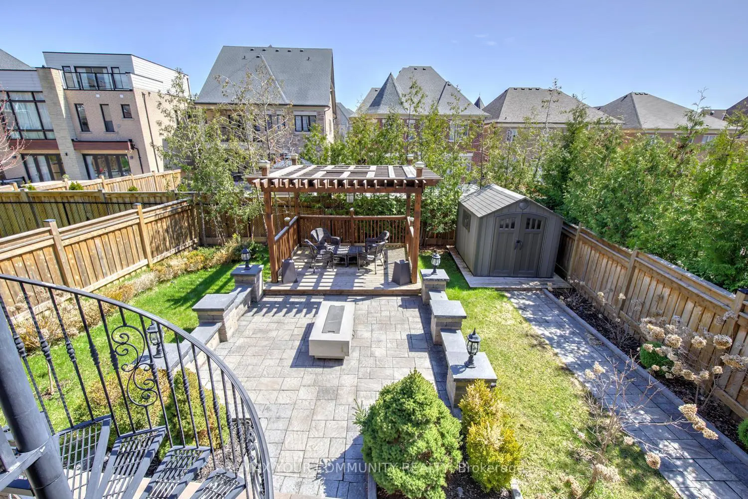 75 Baldry Avenue