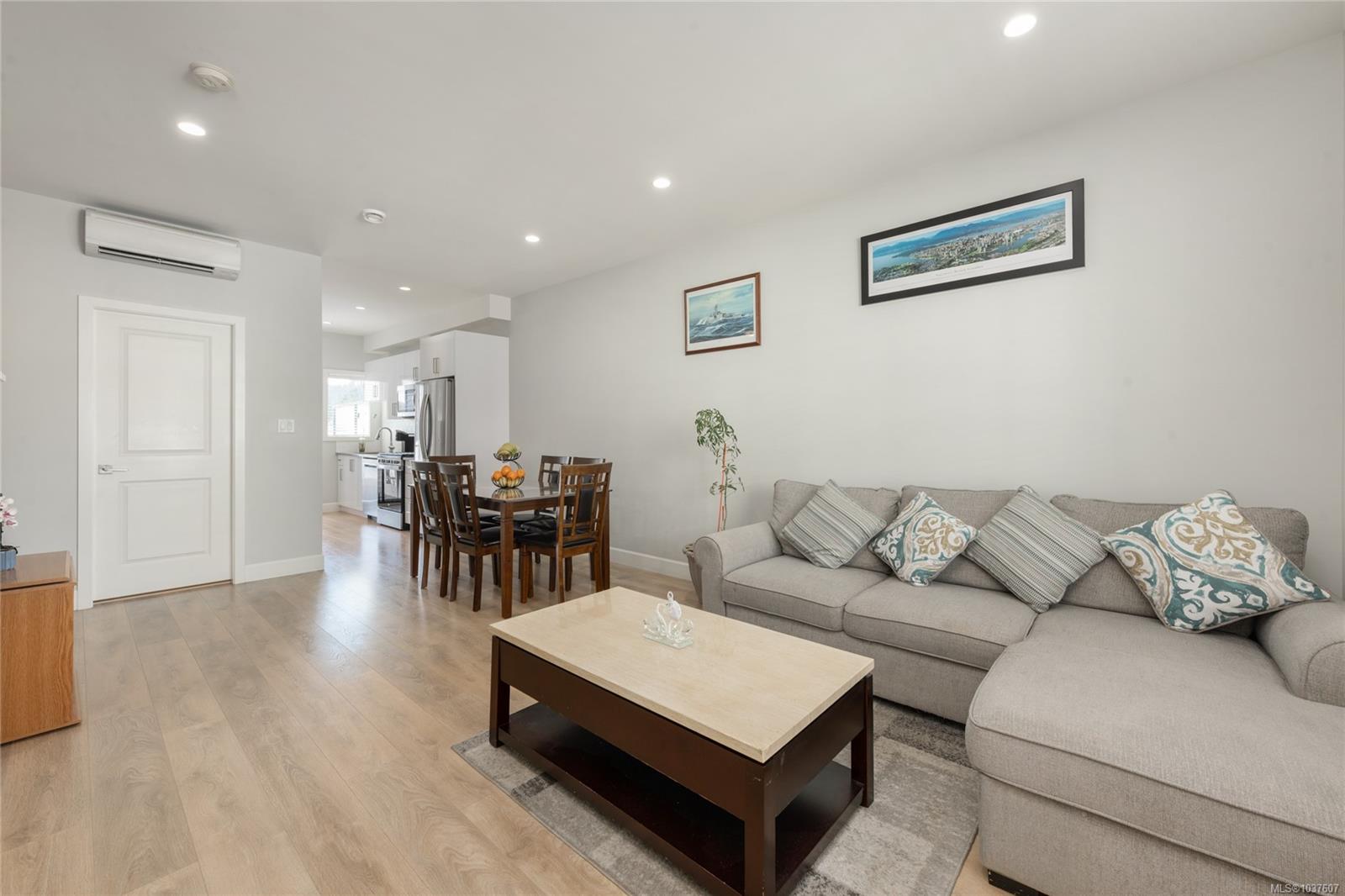 Additional image 3 of 405-3351 Luxton Road, Langford, BC, V9C 0P2