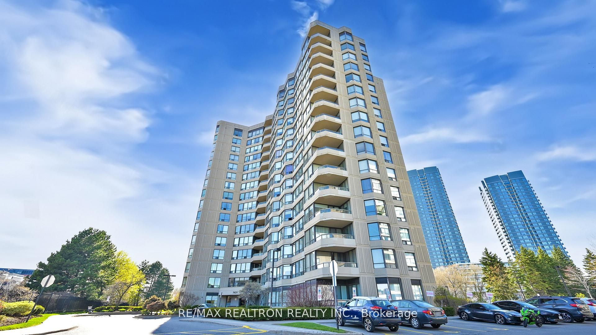 805-7420 Bathurst Street, Vaughan, ON, L4J 6X4