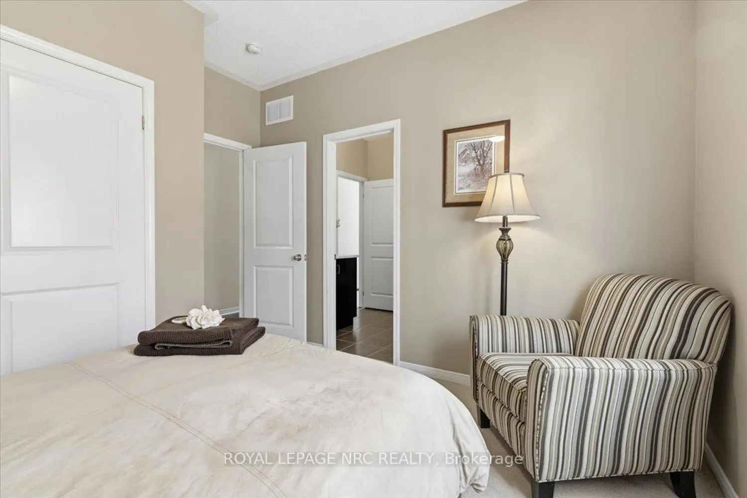 180 Milligan Street photo 5