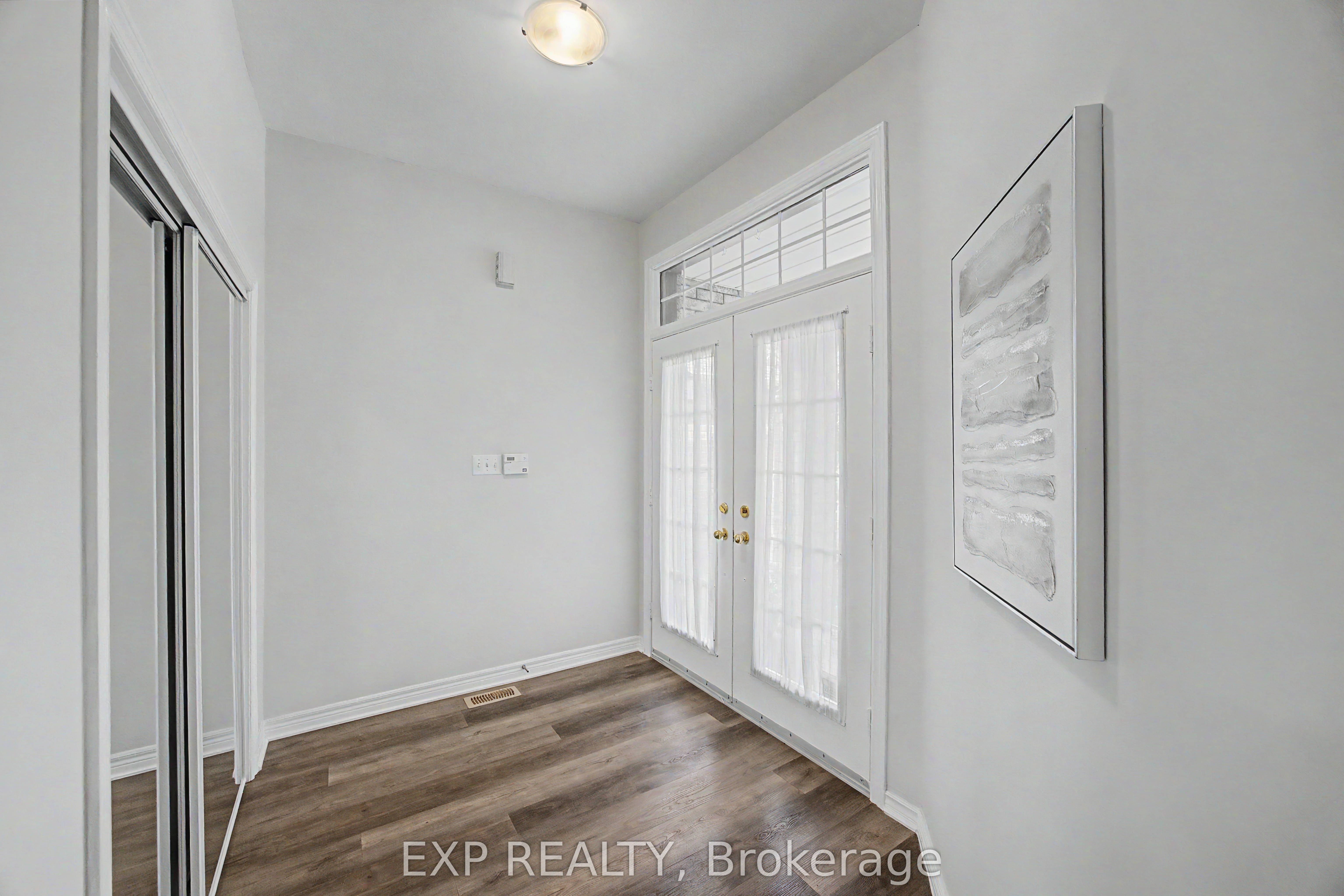 Additional image 2 of 379 Grovehill Road, Oakville, ON, L6H 6P3