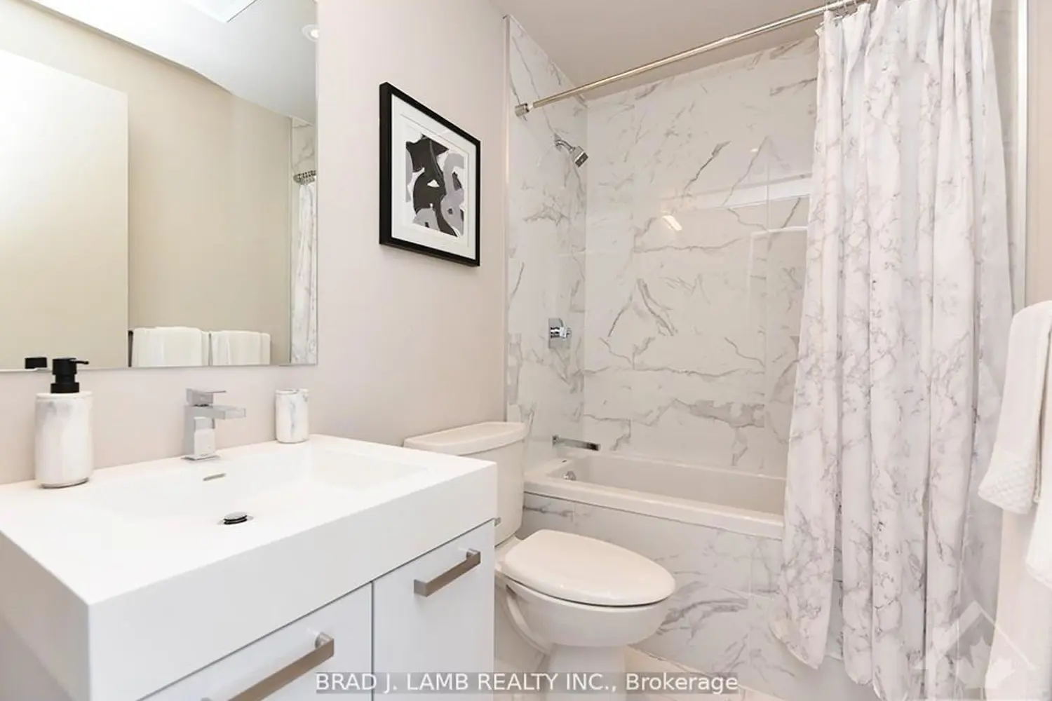 Additional image 8 of 203 Catherine Street 214