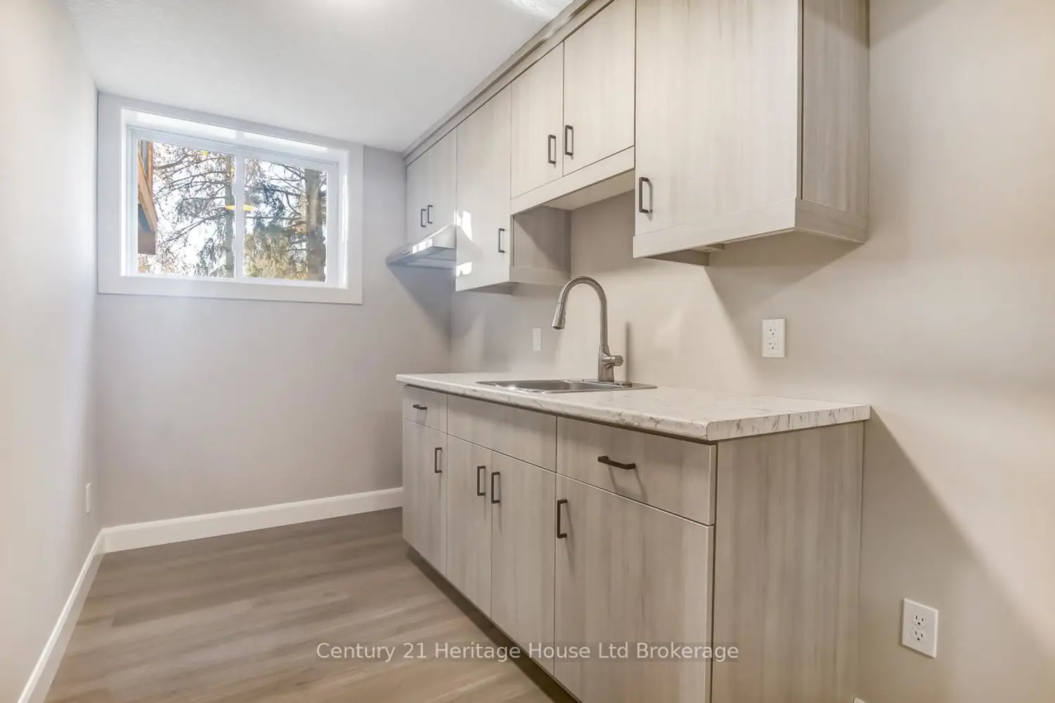 Additional image 16 of 846 Water Street