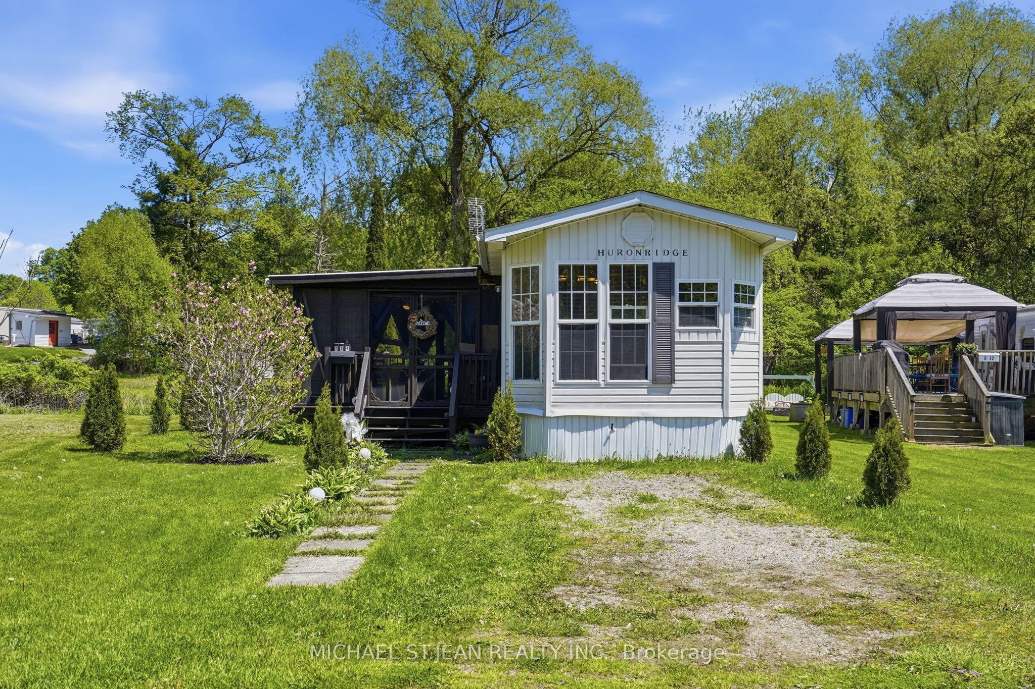 Additional image 2 of B34-2490 Governors Road, Hamilton, ON, L0R 1T0
