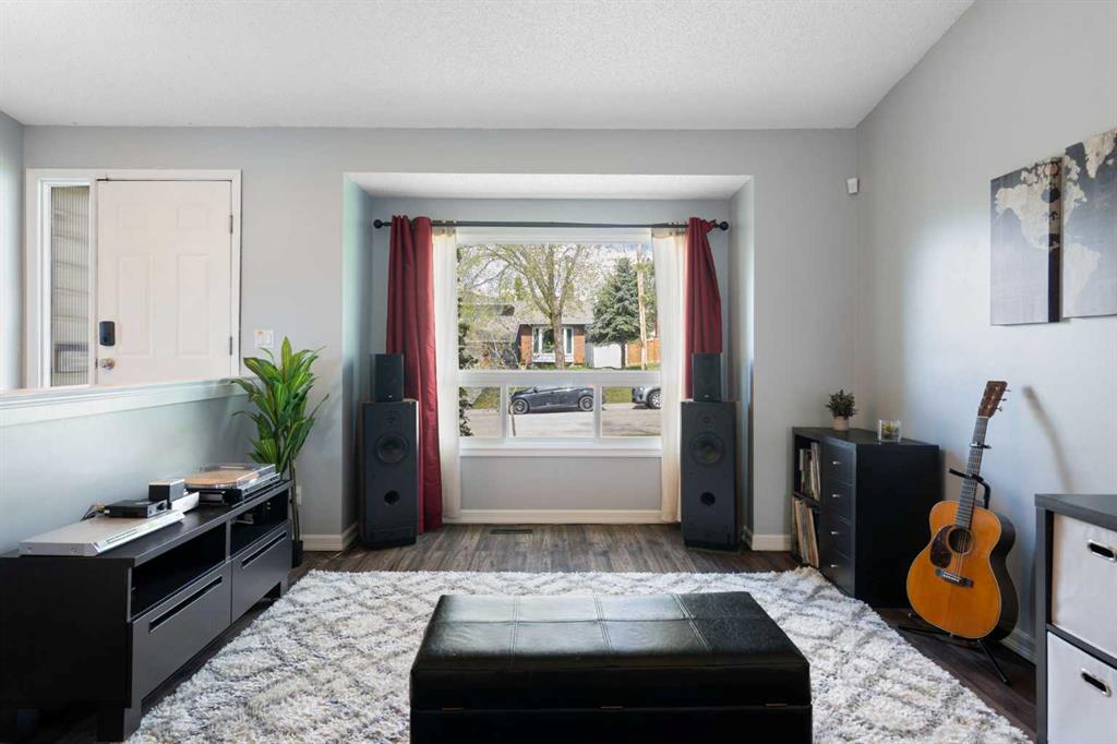 Additional image 5 of 8 Hawkwood Place NW, Calgary, AB, T3G 1X6