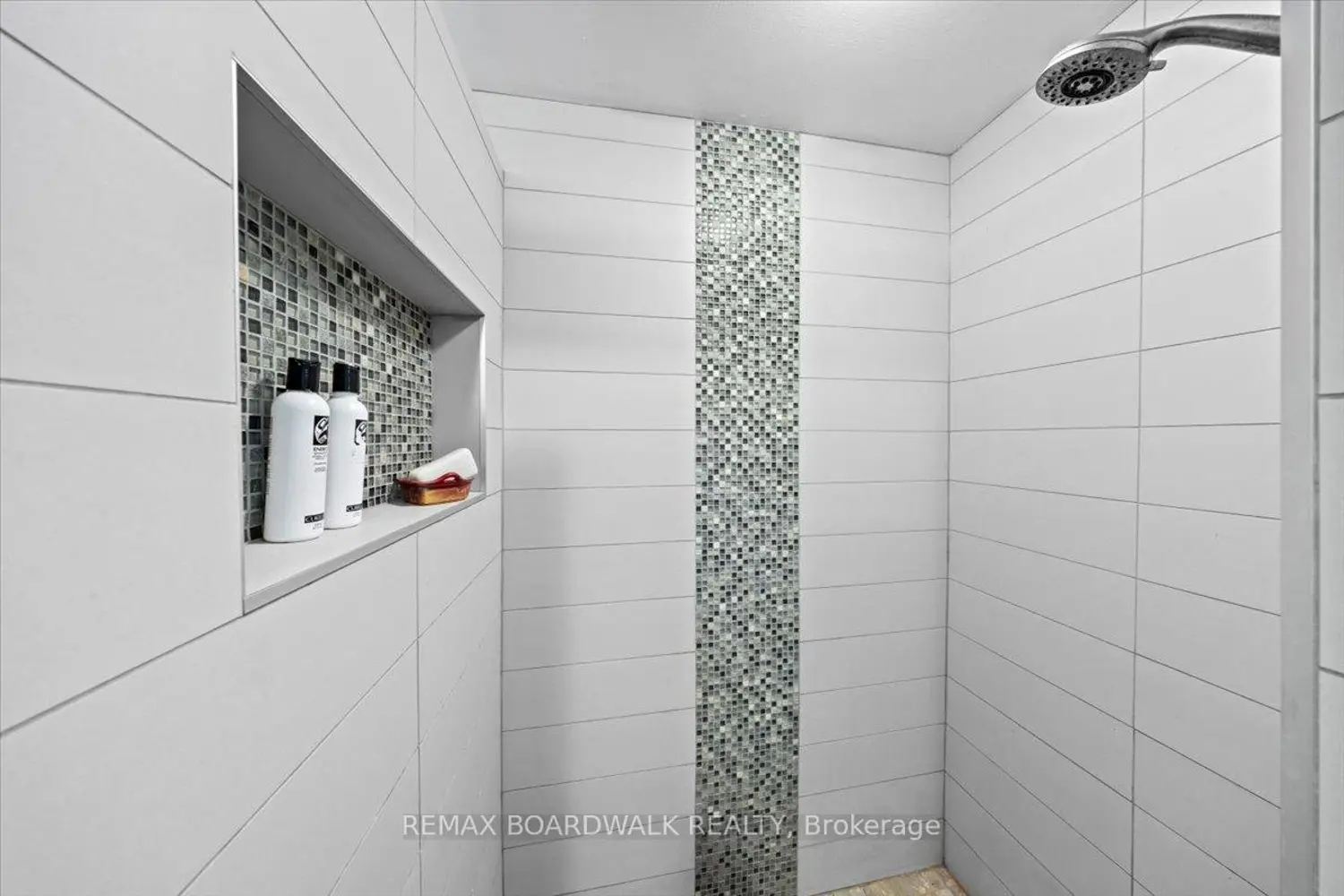 Additional image 9 of 105 Purdons Bay Road