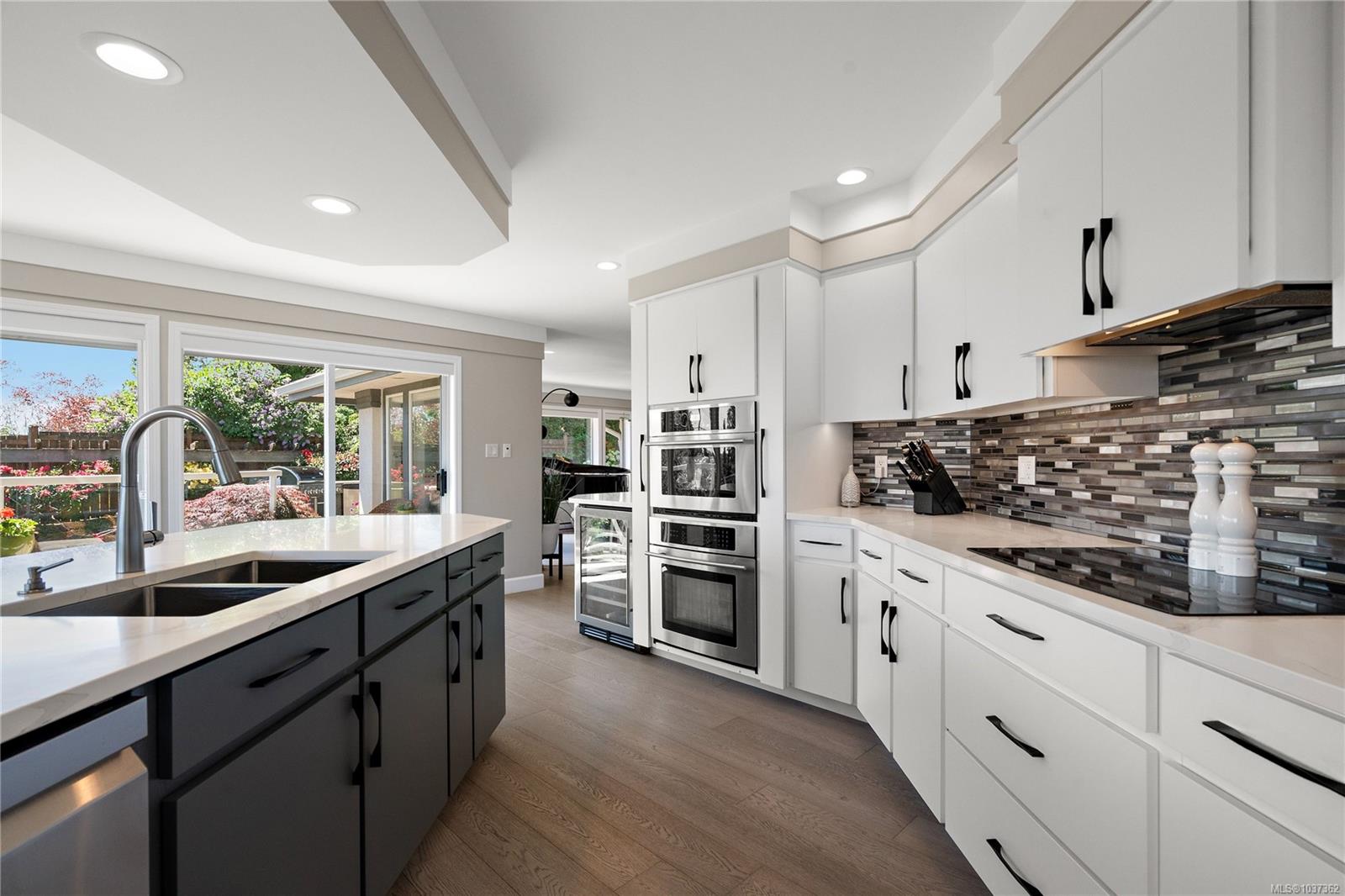 Additional image 4 of 11096 Greenpark Drive, North Saanich, BC, V8L 5N5