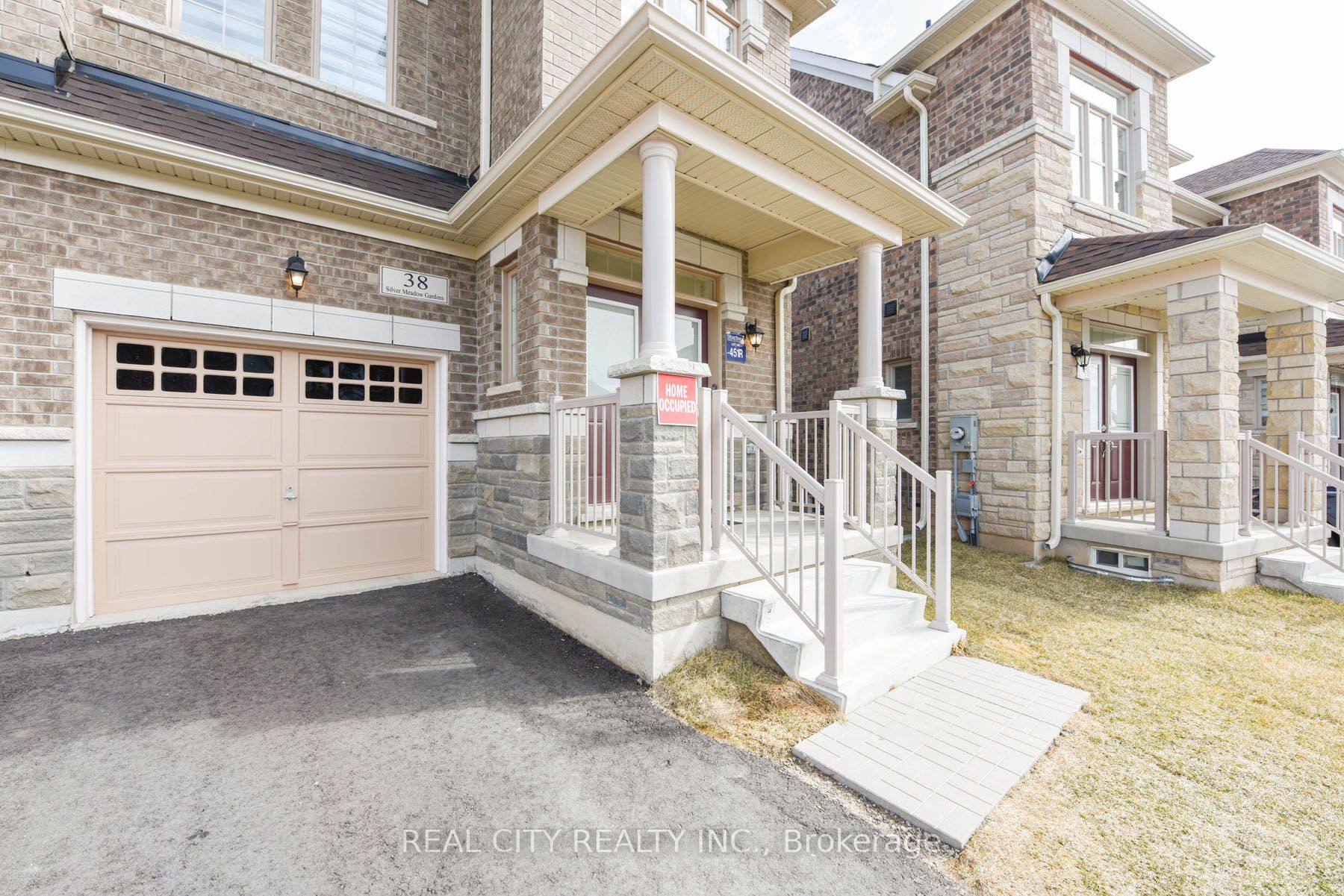 Additional image 4 of 38 Silver Meadow Gdns Gardens N, Hamilton, ON, L8B 1Z4
